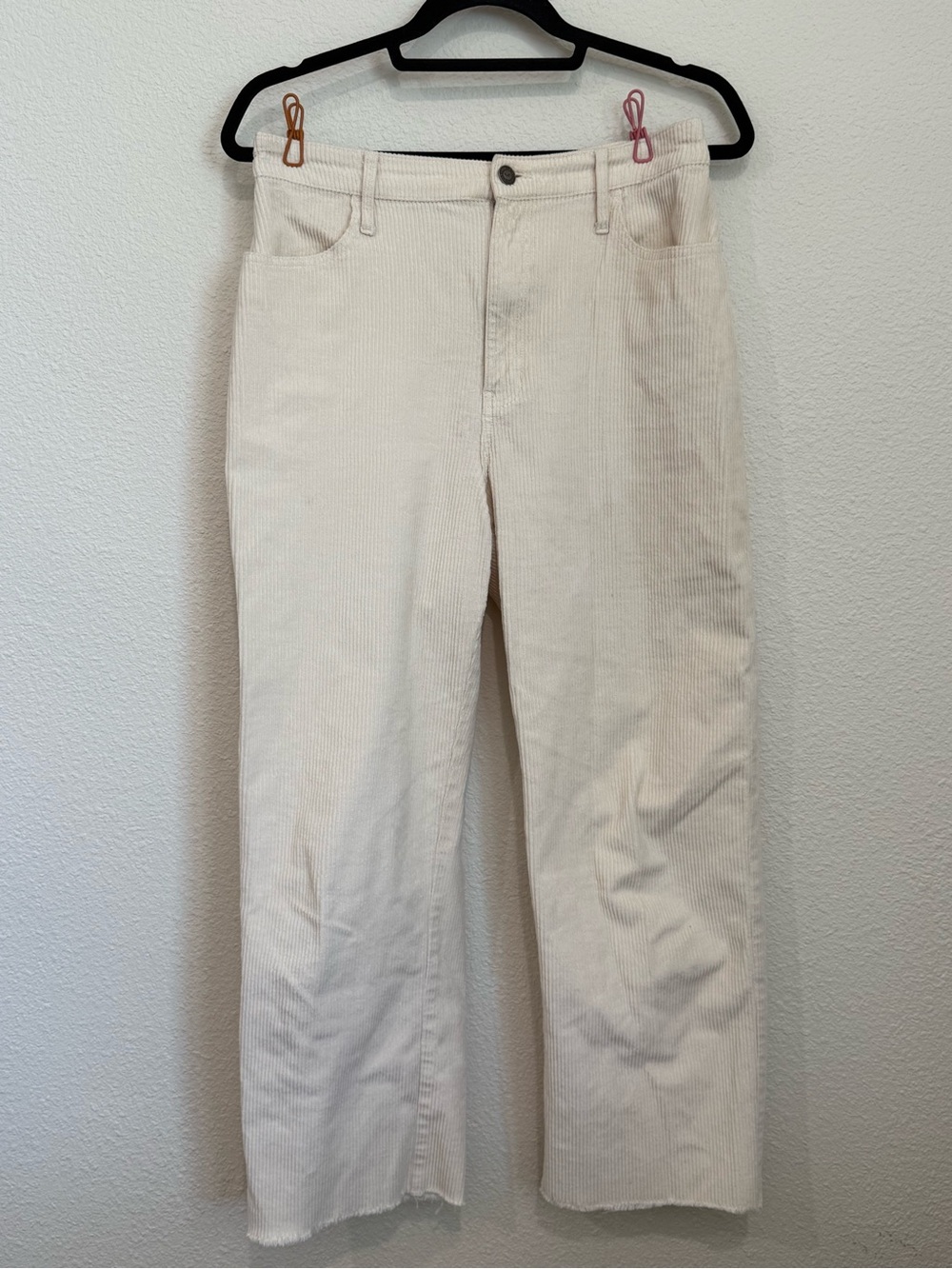 Hollister Women's White/Cream Straight-Leg Corduroy Jeans
